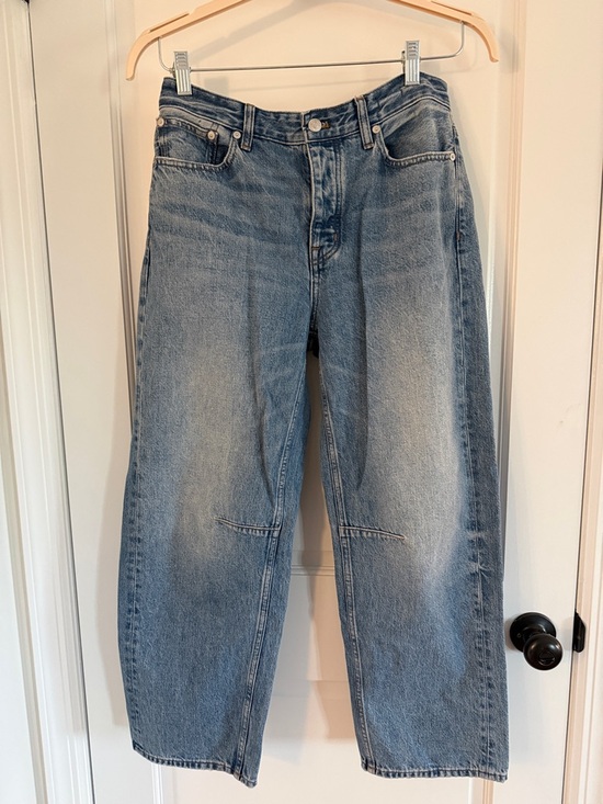 Madewell Denim - Madewell Darted Barrel-Leg Jean